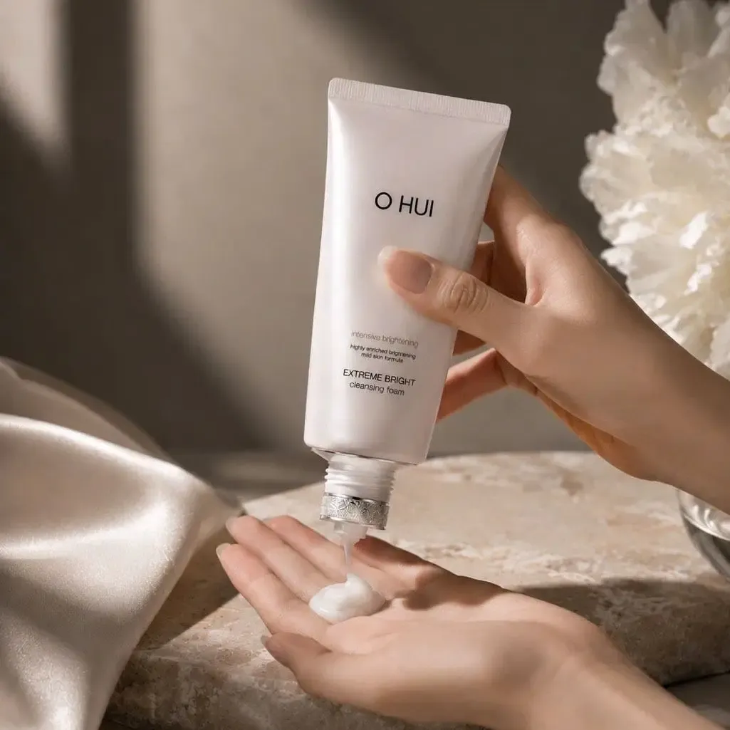Sữa Rửa Mặt Dưỡng Trắng Da OHUI Extreme Bright Cleansing Foam 160ml - Ảnh 3